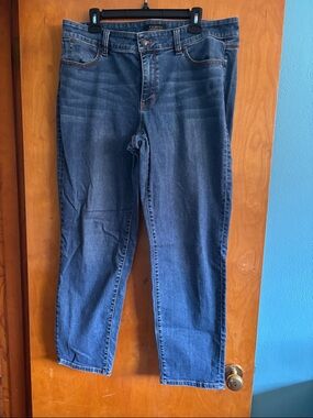 Talbots Straight Leg Jeans in Medium Blue Wash